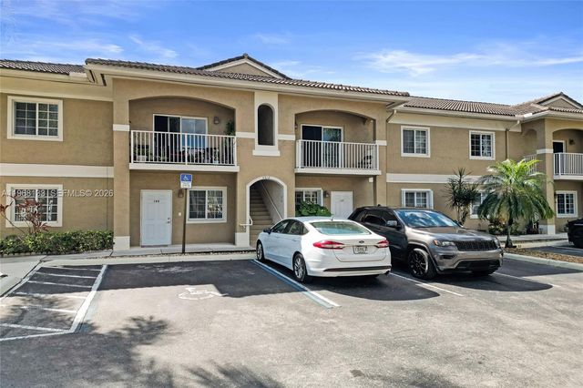 4812 Washington St 3, Hollywood, FL 33021