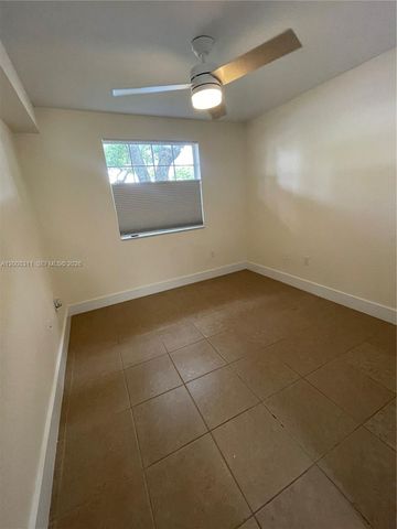 2811 N Oakland Forest Dr 102, Oakland Park, FL 33309