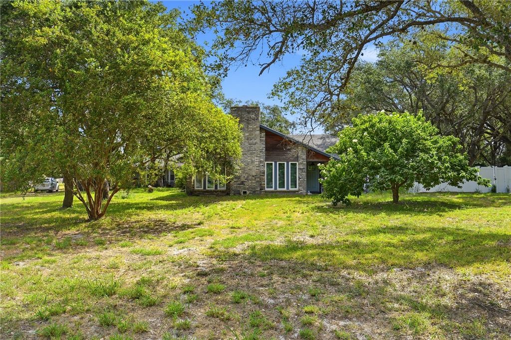 2288 CR 1942, Aransas Pass, TX 78336 — exterior