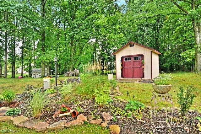 541 Stoneybrook Lane, Canfield, OH 44406