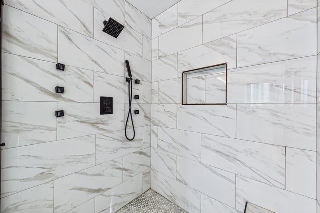 6194 Abrahamsen Court, Eureka, CA 95503