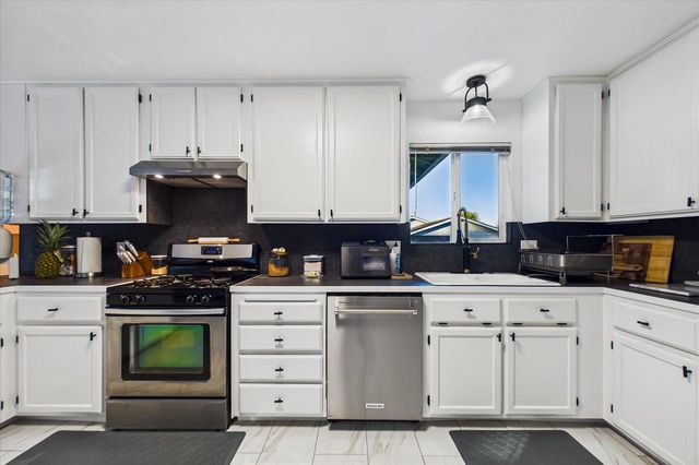 6194 Abrahamsen Court, Eureka, CA 95503