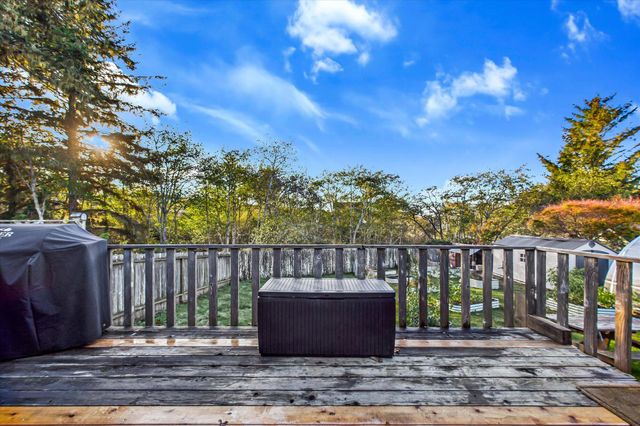 6194 Abrahamsen Court, Eureka, CA 95503