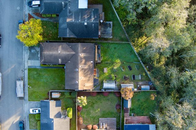 6194 Abrahamsen Court, Eureka, CA 95503