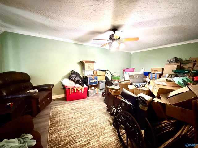 1980 Riddles Bend Road, Rainbow City, AL 35906