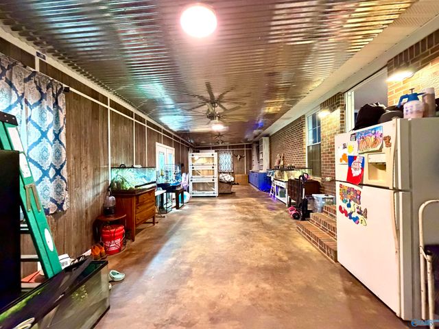 1980 Riddles Bend Road, Rainbow City, AL 35906