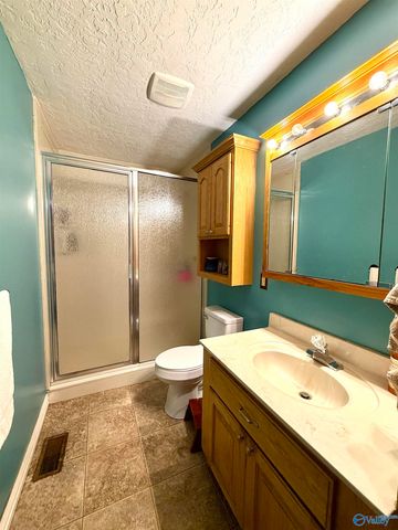 1980 Riddles Bend Road, Rainbow City, AL 35906