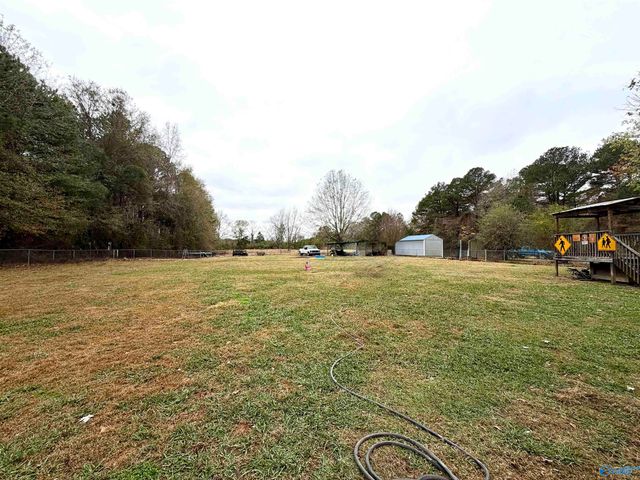1980 Riddles Bend Road, Rainbow City, AL 35906