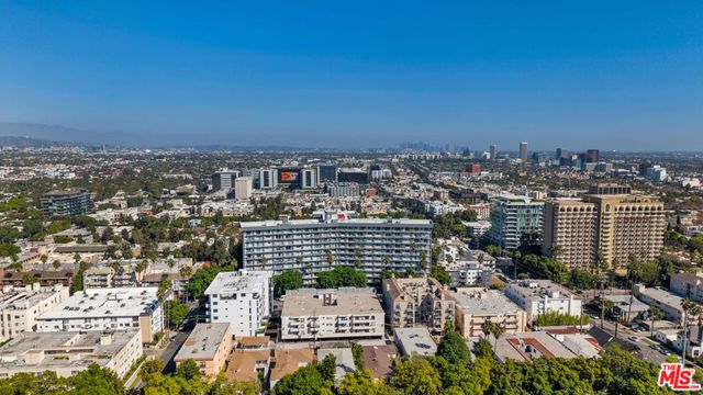 100 S Doheny Drive 221, Los Angeles, CA 90048