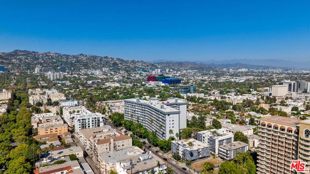 100 S Doheny Drive 221, Los Angeles, CA 90048