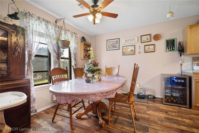 2546 Old Uniontown Road, Van Buren, AR 72956