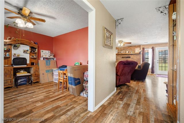 2546 Old Uniontown Road, Van Buren, AR 72956