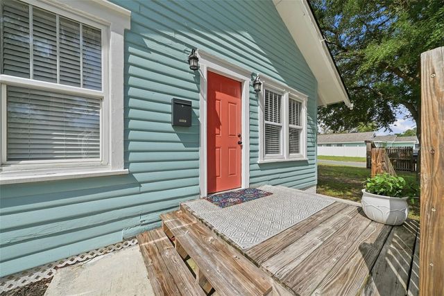 4105 18TH AVENUE S, St Petersburg, FL 33711