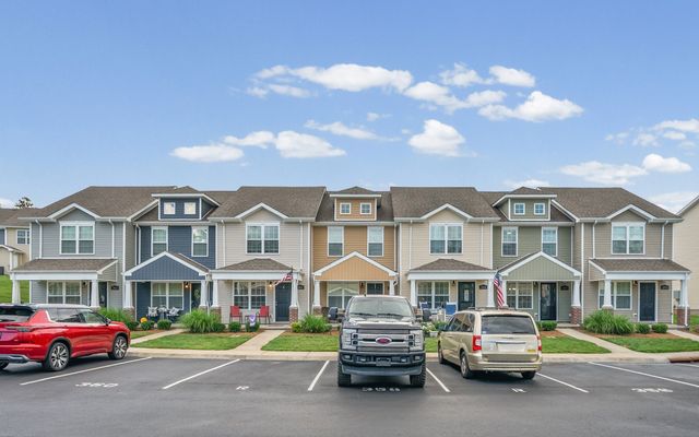 354 Sam Houston Cir, Clarksville, TN 37040