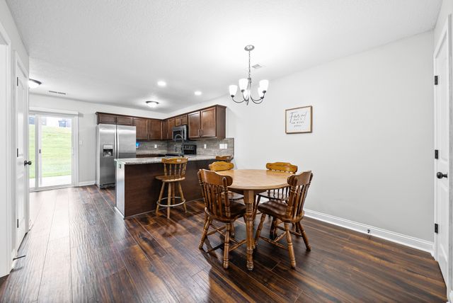 354 Sam Houston Cir, Clarksville, TN 37040