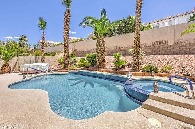 3075 Misty Moon Avenue, Henderson, NV 89052