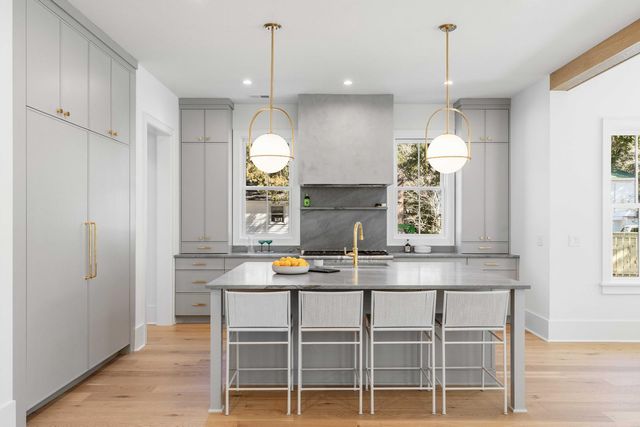 839 Mccants Drive, Mount Pleasant, SC 29464