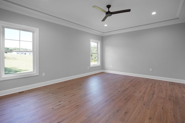 81 Belvior CIR, Moneta, VA 24121