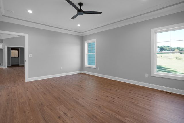 81 Belvior CIR, Moneta, VA 24121