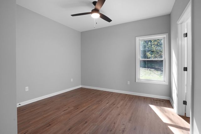 81 Belvior CIR, Moneta, VA 24121