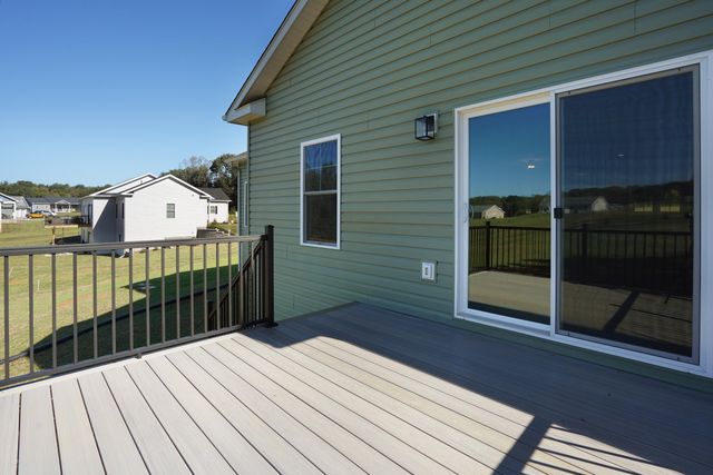 81 Belvior CIR, Moneta, VA 24121