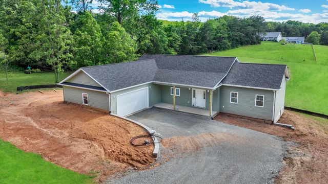 81 Belvior CIR, Moneta, VA 24121