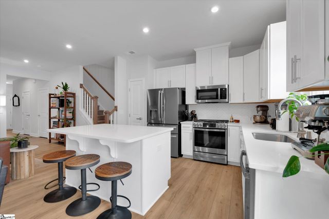 418 Erbosco Drive, Simpsonville, SC 29681