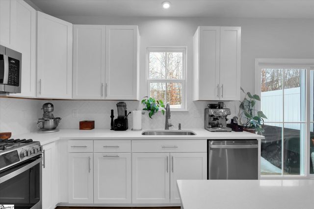 418 Erbosco Drive, Simpsonville, SC 29681