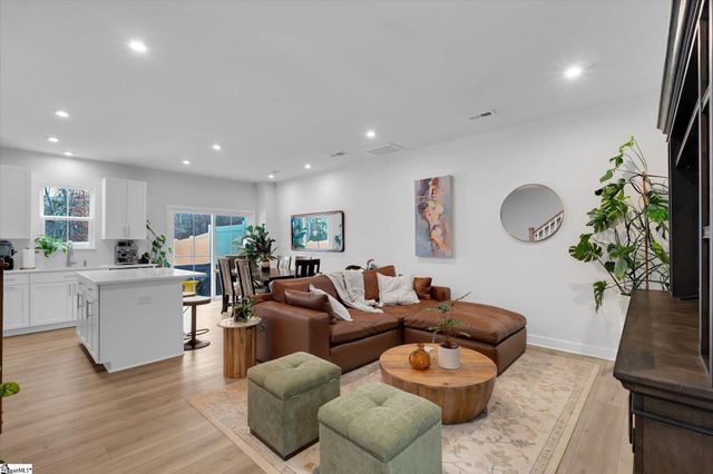 418 Erbosco Drive, Simpsonville, SC 29681