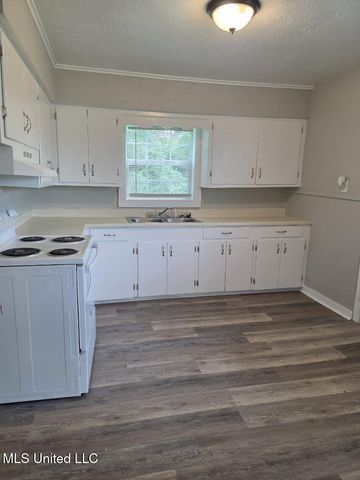 759 Charles Street, Pearl, MS 39208