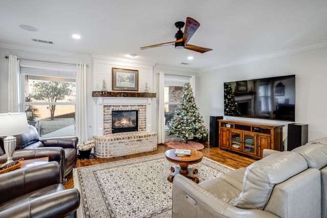 949 W Sunset Boulevard, Celina, TX 75009