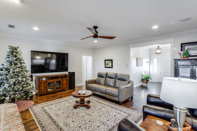 949 W Sunset Boulevard, Celina, TX 75009