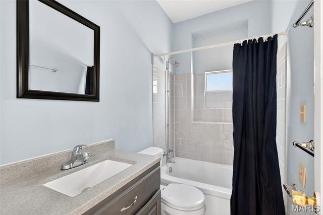 3005 S Compton Avenue, St Louis, MO 63118