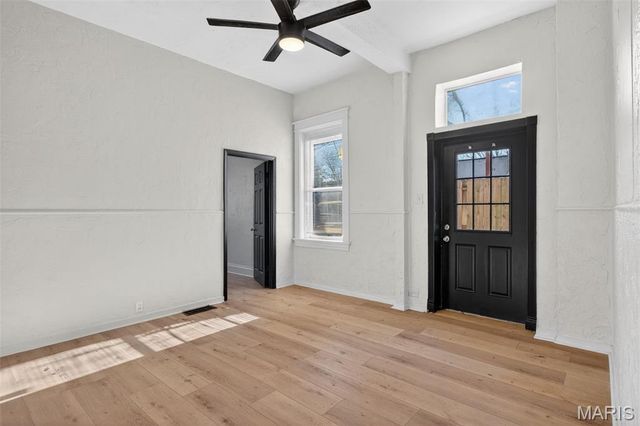 3005 S Compton Avenue, St Louis, MO 63118