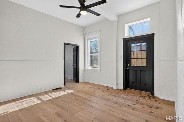 3005 S Compton Avenue, St Louis, MO 63118