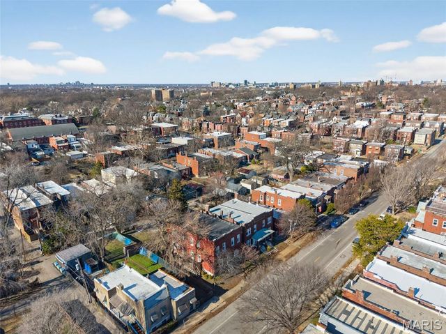 3005 S Compton Avenue, St Louis, MO 63118