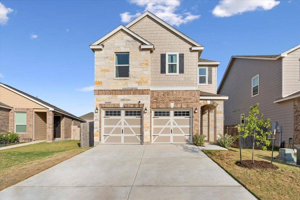 1005 Brambles DR, Georgetown, TX 78626