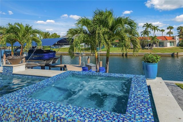 478 Kendall DR, Marco Island, FL 34145