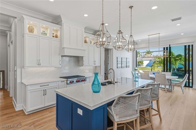 478 Kendall DR, Marco Island, FL 34145