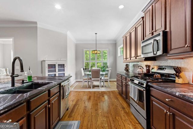 324 Shade Tree Circle, Woodstock, GA 30188