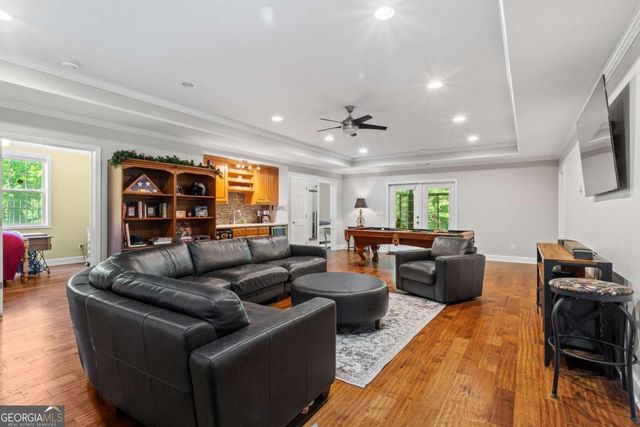 324 Shade Tree Circle, Woodstock, GA 30188