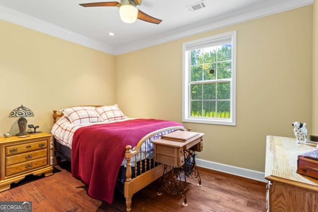 324 Shade Tree Circle, Woodstock, GA 30188