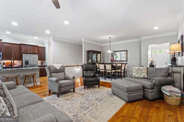 324 Shade Tree Circle, Woodstock, GA 30188