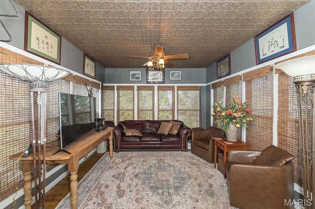 2029 Brook Hill Lane, Chesterfield, MO 63017