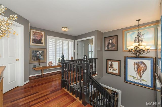 2029 Brook Hill Lane, Chesterfield, MO 63017