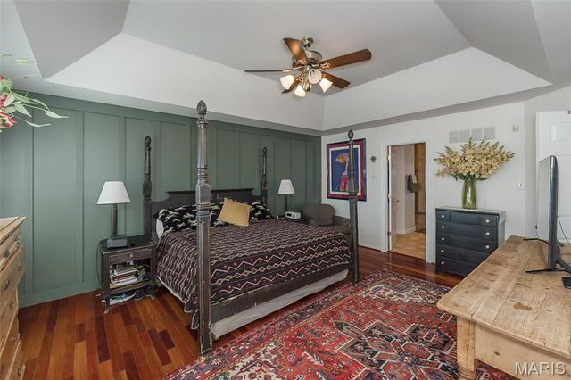 2029 Brook Hill Lane, Chesterfield, MO 63017