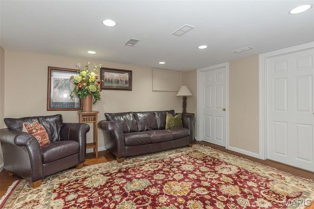 2029 Brook Hill Lane, Chesterfield, MO 63017