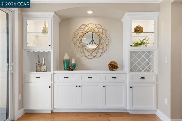 2501 Pine Knoll Dr 8, Walnut Creek, CA 94595