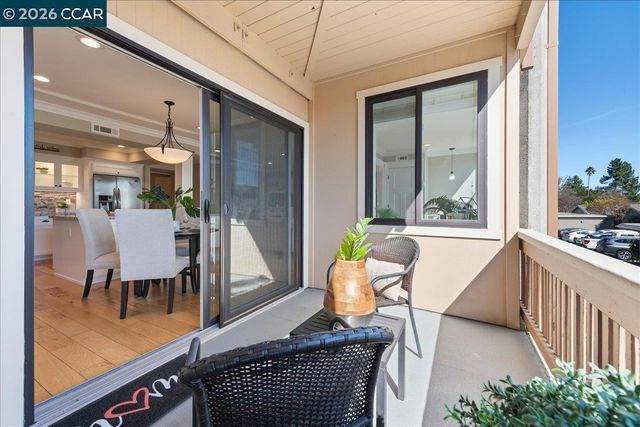 2501 Pine Knoll Dr 8, Walnut Creek, CA 94595