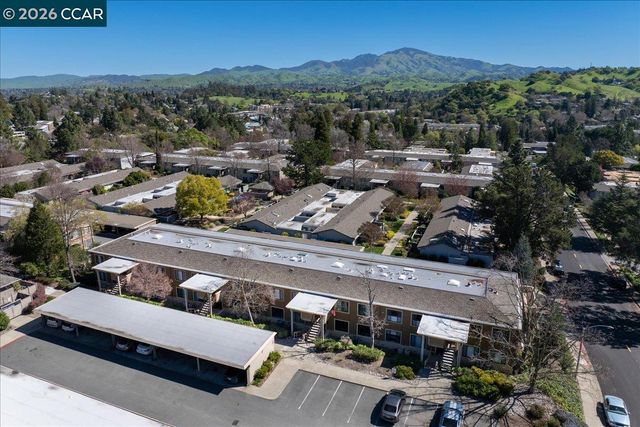 2501 Pine Knoll Dr 8, Walnut Creek, CA 94595